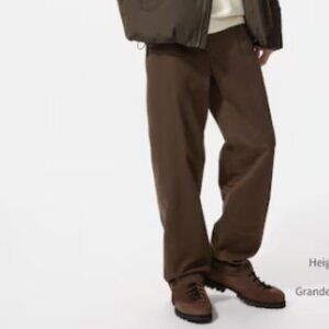 Uniqlo STRAIGHT CHINO PANTS/ Relaxed Fit 35 Waist Dark Brown